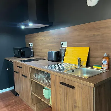 Garconniere - Refuge Parfait Pour Amis Et Jeux ! Apartment
